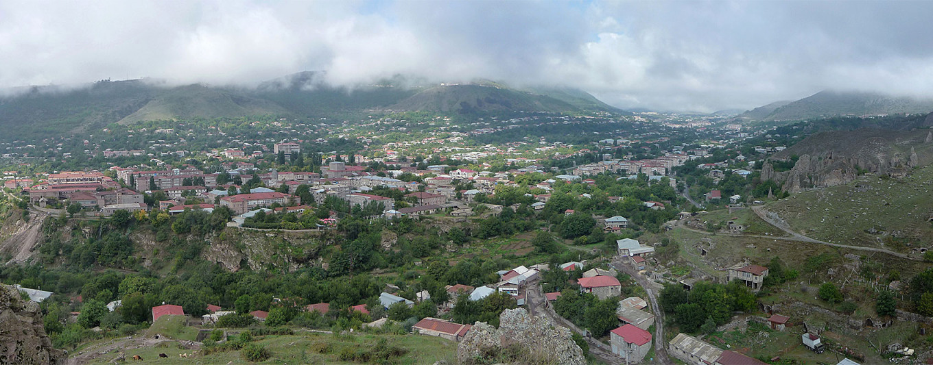 Panorama of the city of Goris in southern Armenia’s Syunik Province. Ondřej Žváček (CC BY 2.5)